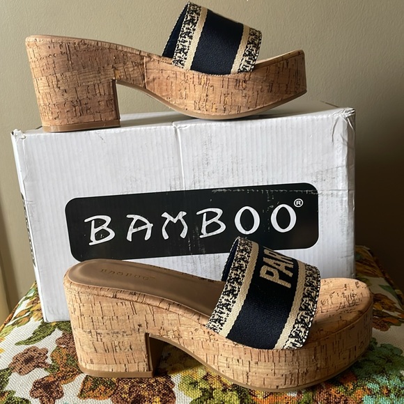 Bamboo Wedge Sandal Size 6 1/2 or 7 Brand New with Box - Picture 8 of 8